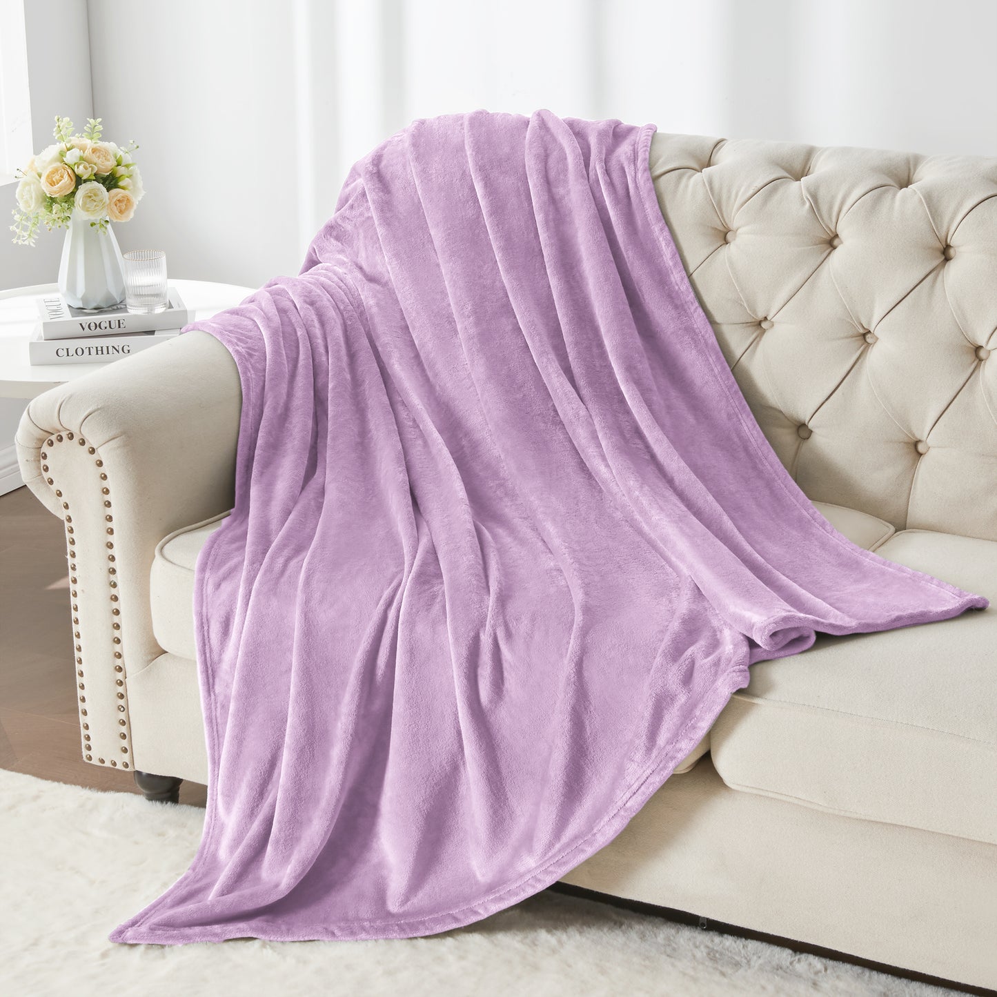 Fleece Blanket Throw Blanket for Couch & Bed, Plush Cozy Fuzzy Blanket, Super Soft & Warm Blankets for Fall and Winter