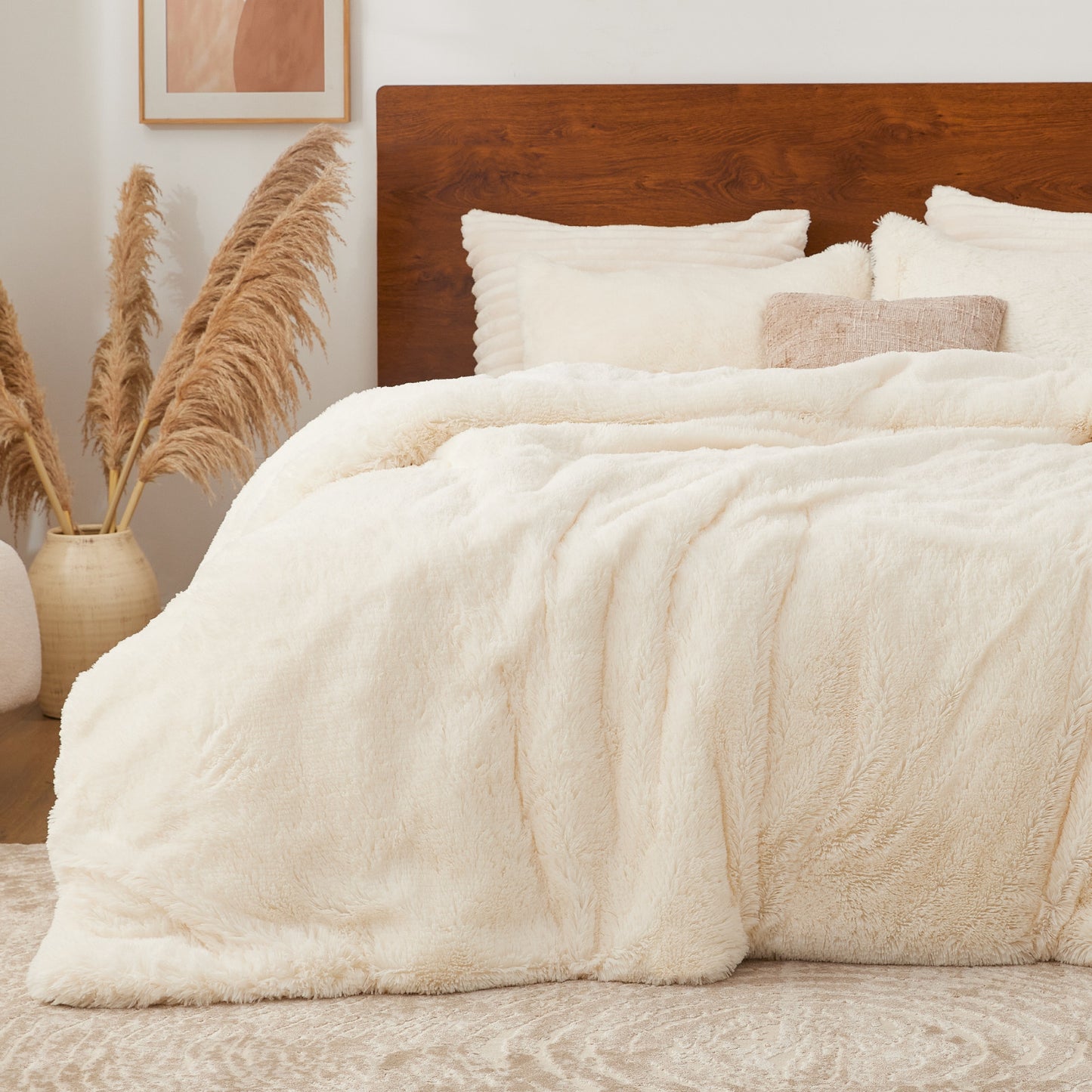 BEDELITE Fluffy Comforter Set Size, Fuzzy Faux Fur Comforter Bedding Set, 3Pieces Soft Warm Shaggy Bed Set (1 Comforter & 2 Pillowcases) as Gifts for Women