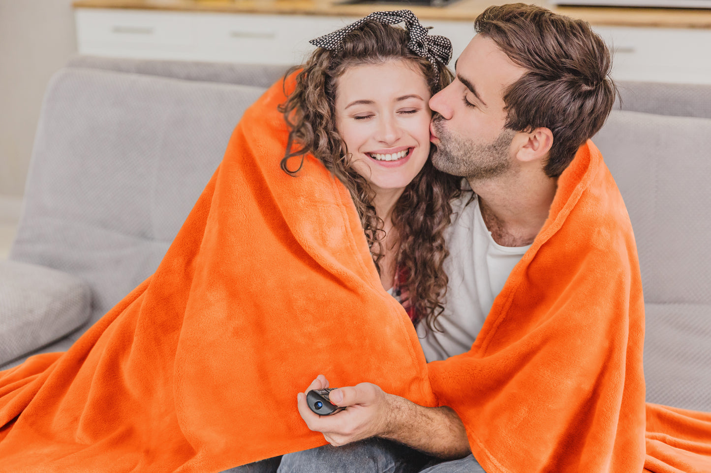 Fleece Blankets Queen Size Throw Blankets for Bed & Couch, Plush Cozy Fuzzy Blanket, Super Soft & Warm Blankets for Fall and Winter