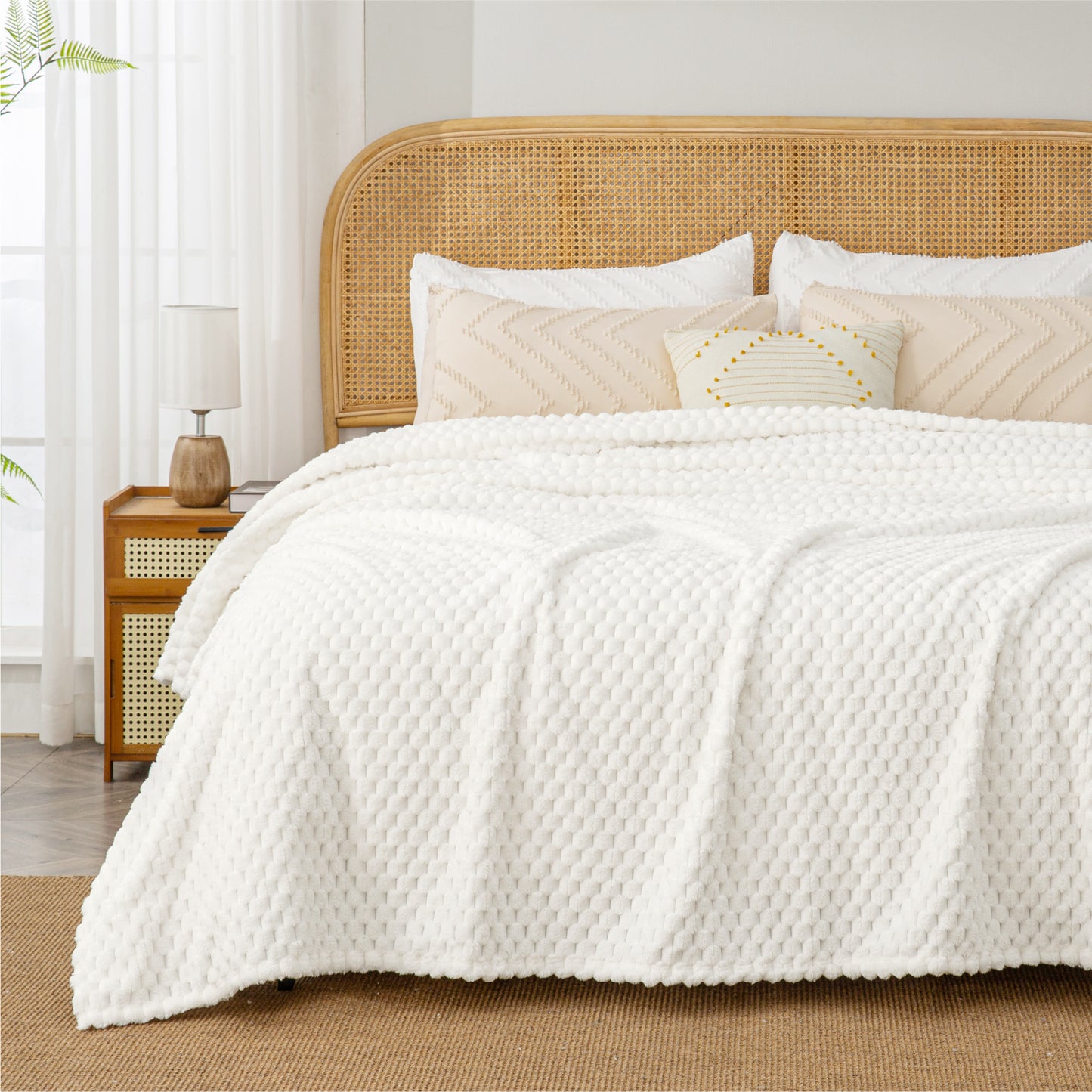 Fleece Blanket for Couch & Bed - 3D Jacquard Decorative Blanket, Super Soft and Cozy Warm Fuzzy Blanket for Winter