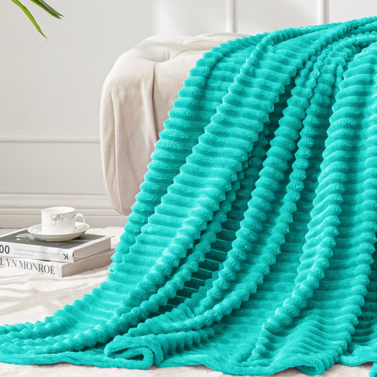 Fleece Blanket - 3D Ribbed Jacquard Decorative Throw Blanket for Couch & Bed, Lightweight Warm Cozy Soft Fuzzy Blankets All Seasons Suitable