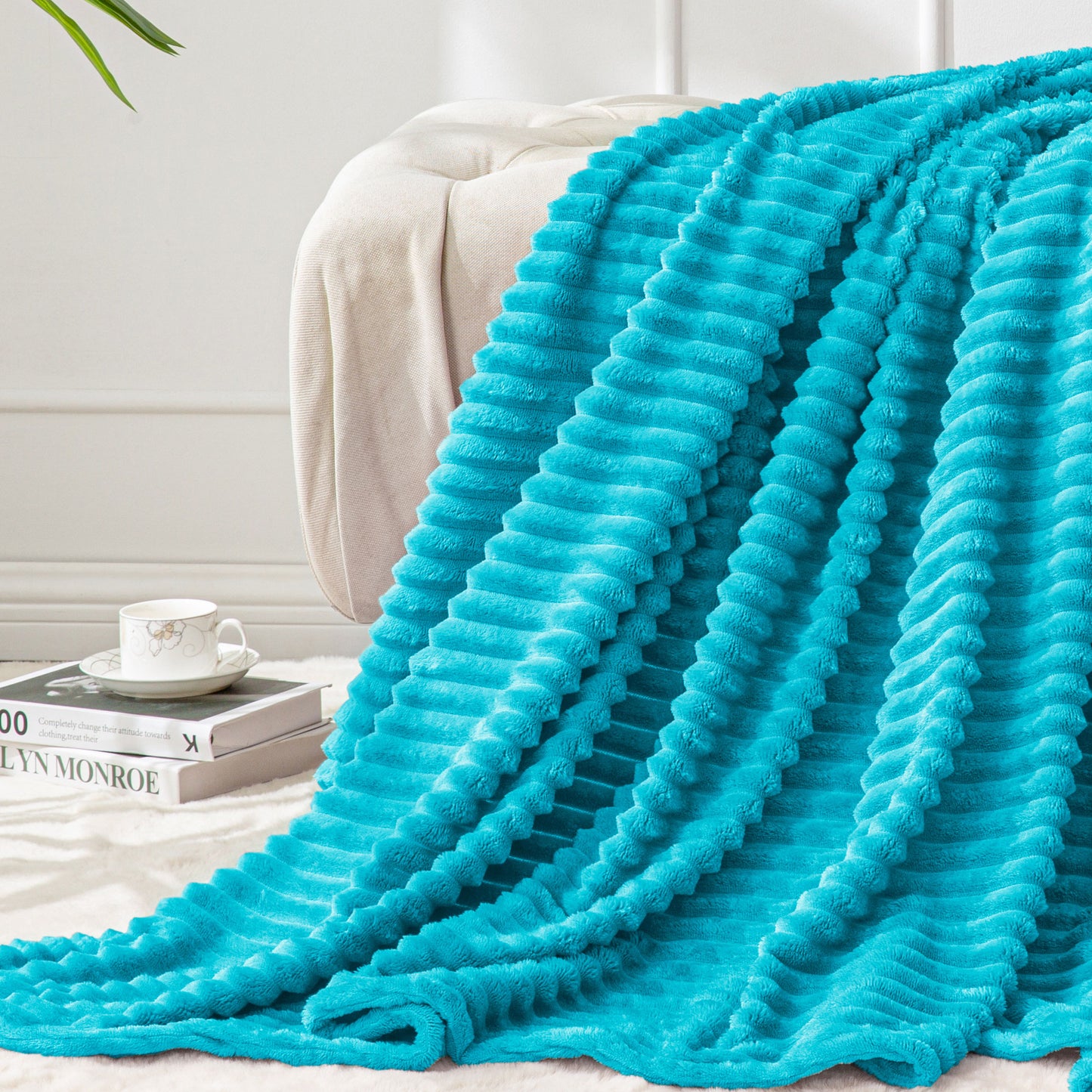 Fleece Blanket - 3D Ribbed Jacquard Decorative Throw Blanket for Couch & Bed, Lightweight Warm Cozy Soft Fuzzy Blankets All Seasons Suitable