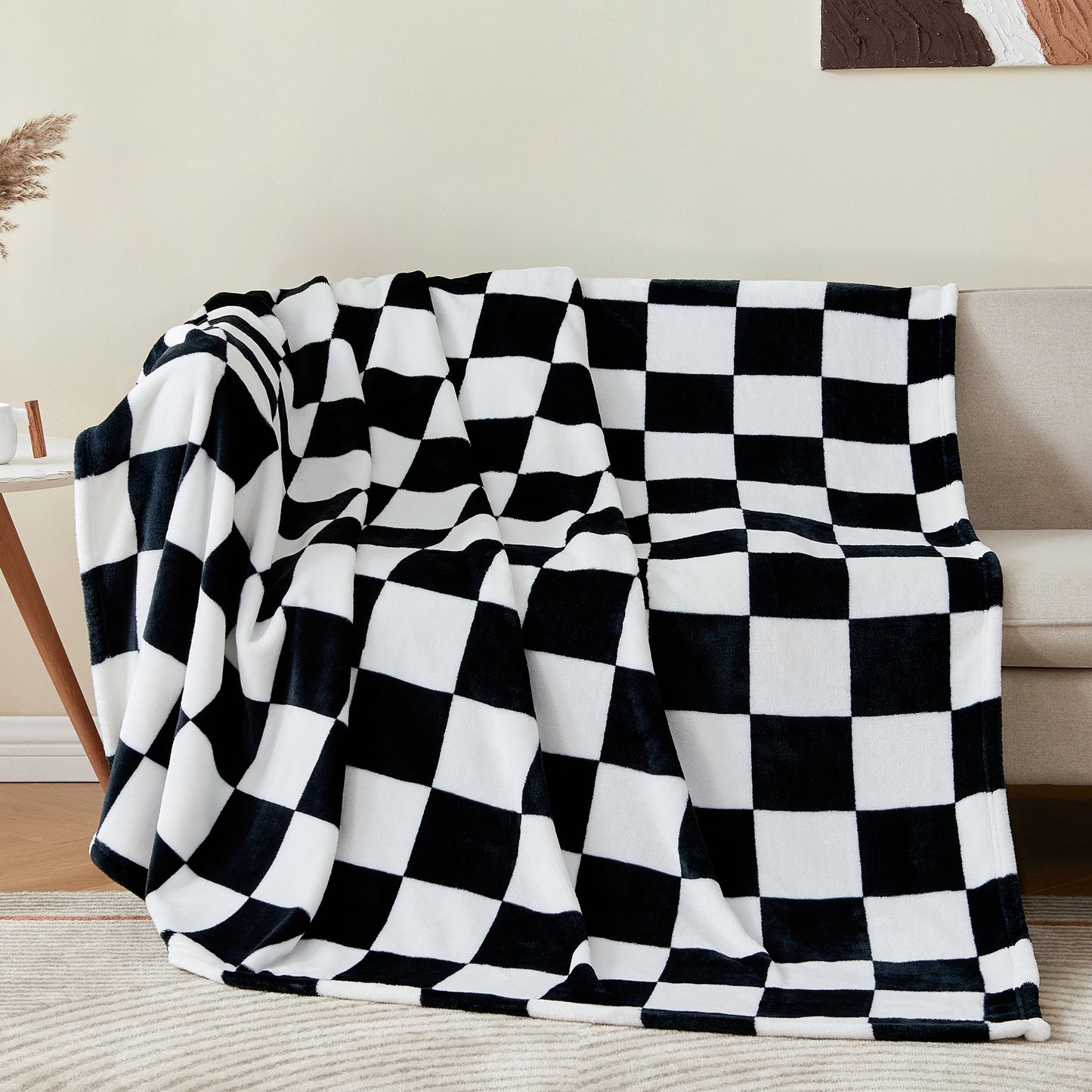 Checkered Throw Blanket for Couch and Bed, Luxurious Decorative Fleece Blanket with Checkerboard Grid Home Decor, Soft and Cozy Throw Blanket for Spring and Summer