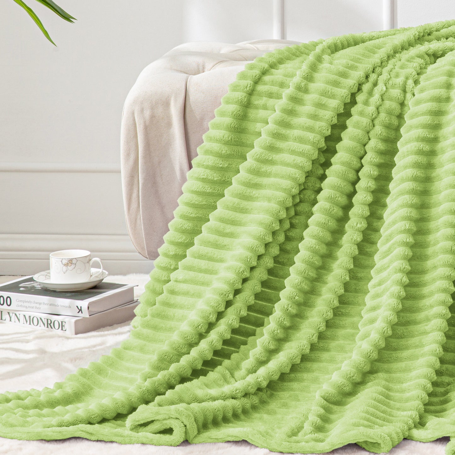 Fleece Blanket - 3D Ribbed Jacquard Decorative Throw Blanket for Couch & Bed, Lightweight Warm Cozy Soft Fuzzy Blankets All Seasons Suitable