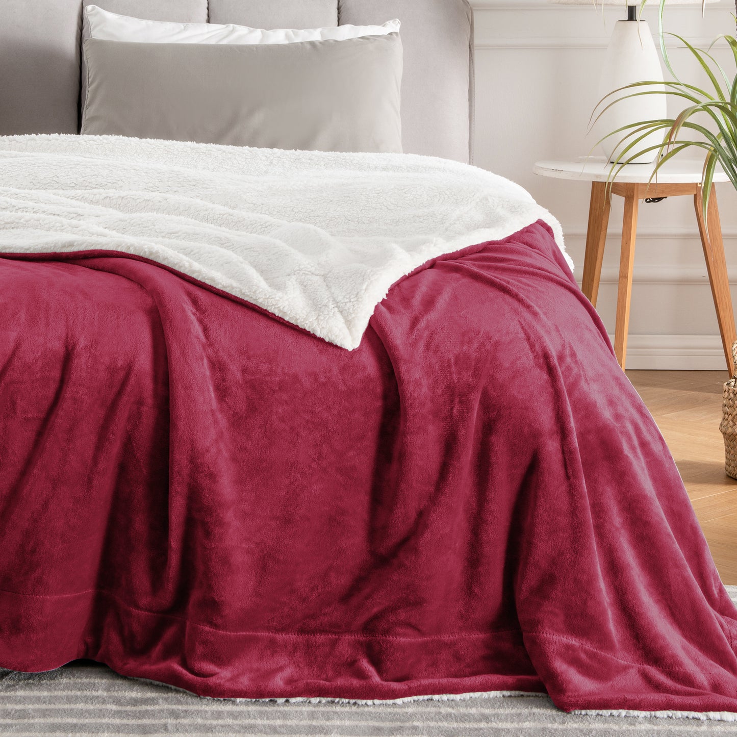 Sherpa Fleece Blankets Queen Size, Grey Thick Warm Blankets for Winter, Super Soft & Cozy Fuzzy Bed Blanket