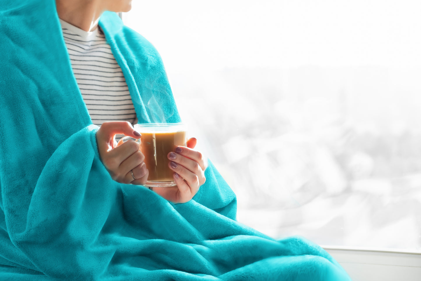Fleece Blankets Queen Size Throw Blankets for Bed & Couch, Plush Cozy Fuzzy Blanket, Super Soft & Warm Blankets for Fall and Winter