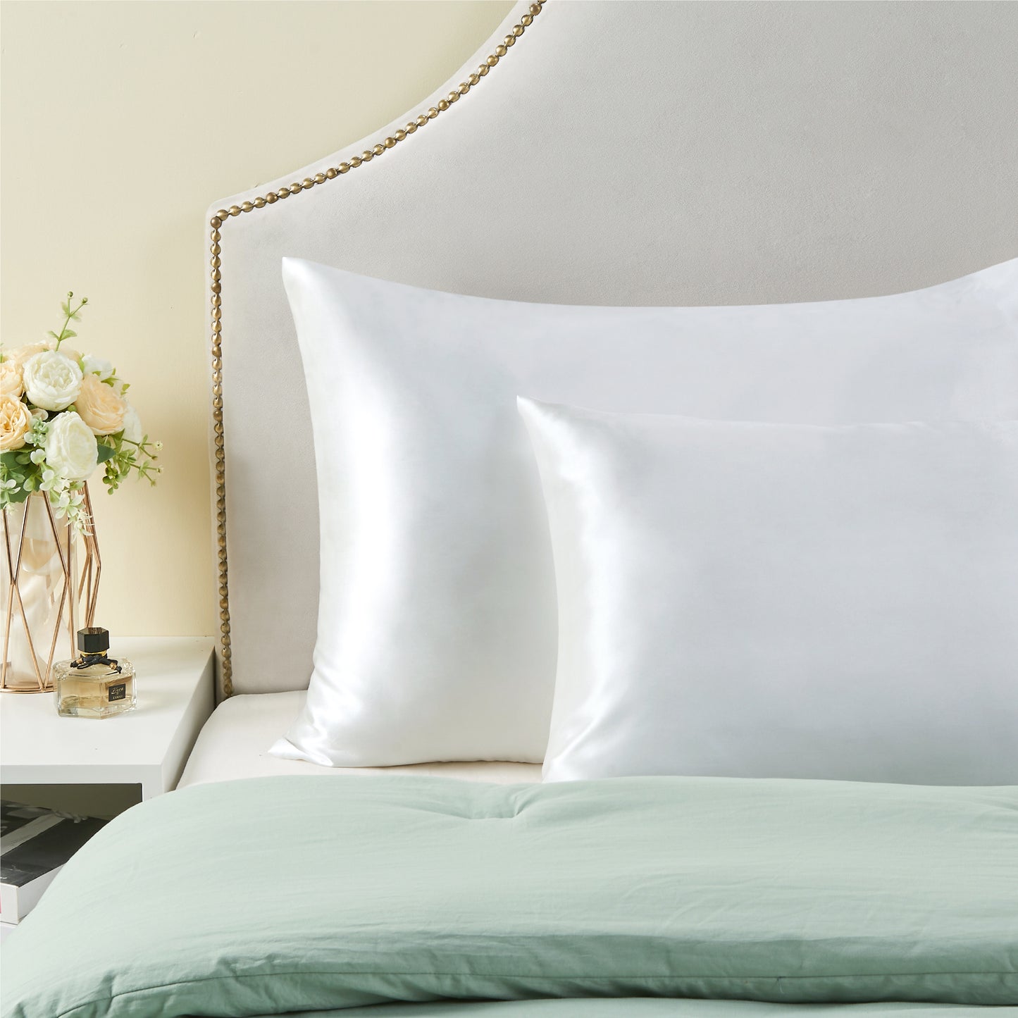 Satin Silk Pillowcase for Hair and Skin, Pillow Cases Set of 4 Pack Super Soft Pillow Case with Envelope Closure
