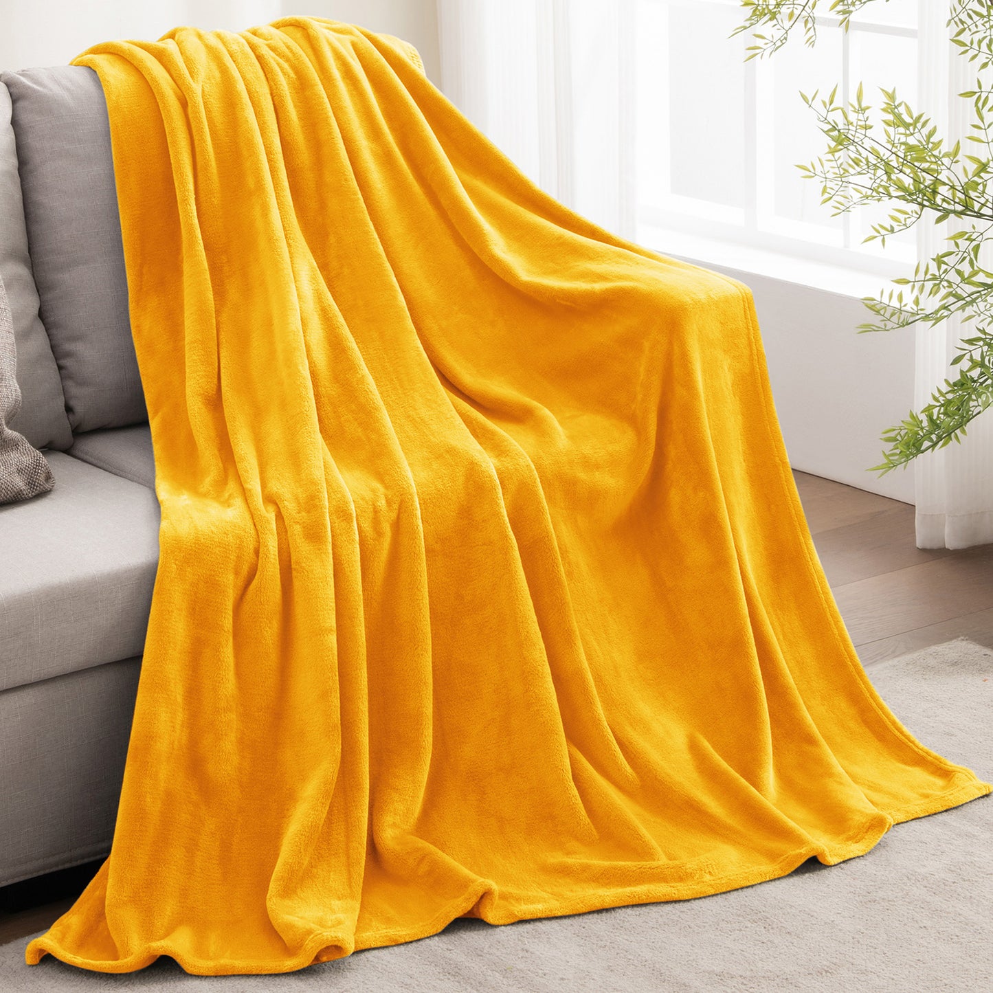 Fleece Blanket Throw Blanket for Couch & Bed, Plush Cozy Fuzzy Blanket, Super Soft & Warm Blankets for Fall and Winter