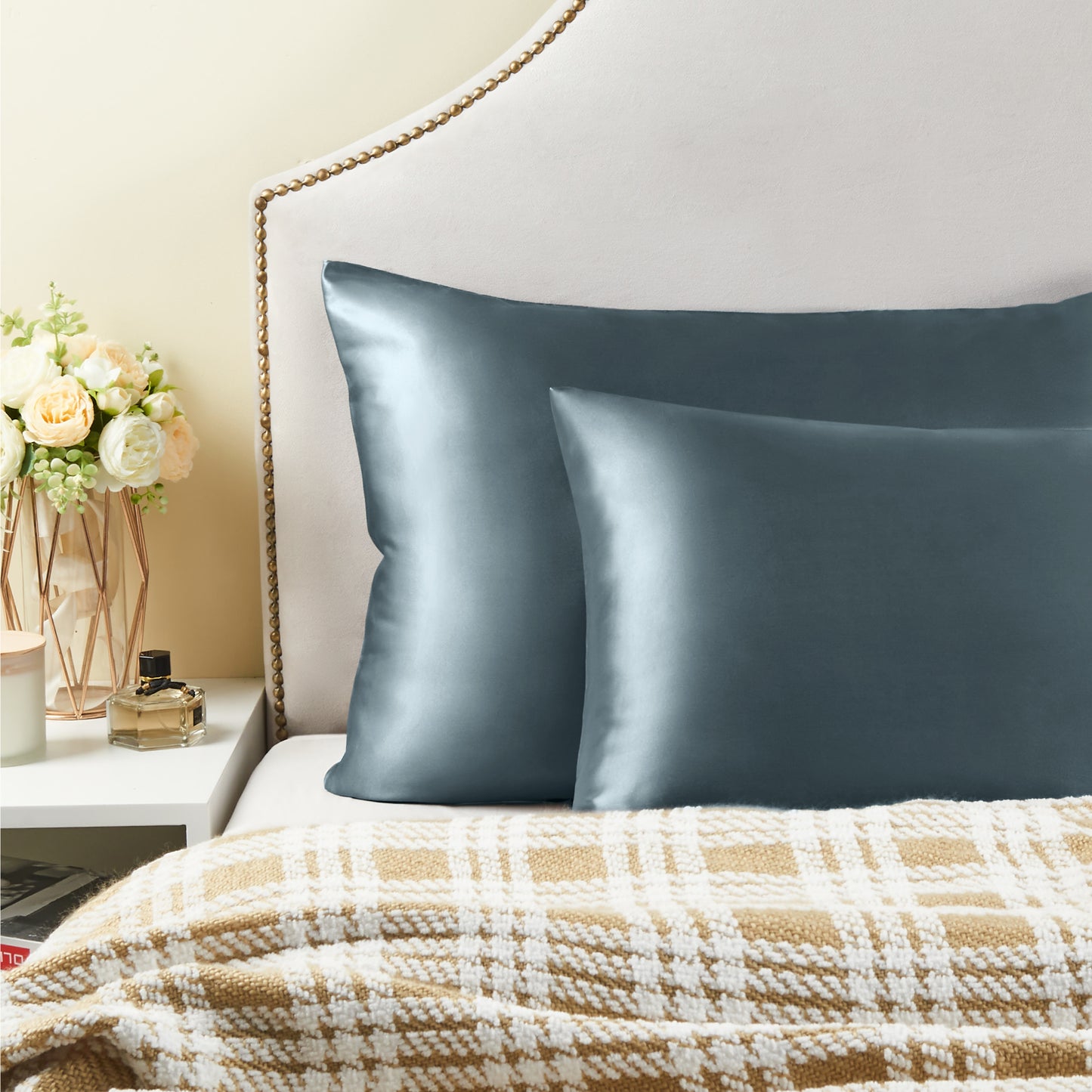 Satin Silk Pillowcase for Hair and Skin, Pillow Cases Set of 4 Pack Super Soft Pillow Case with Envelope Closure