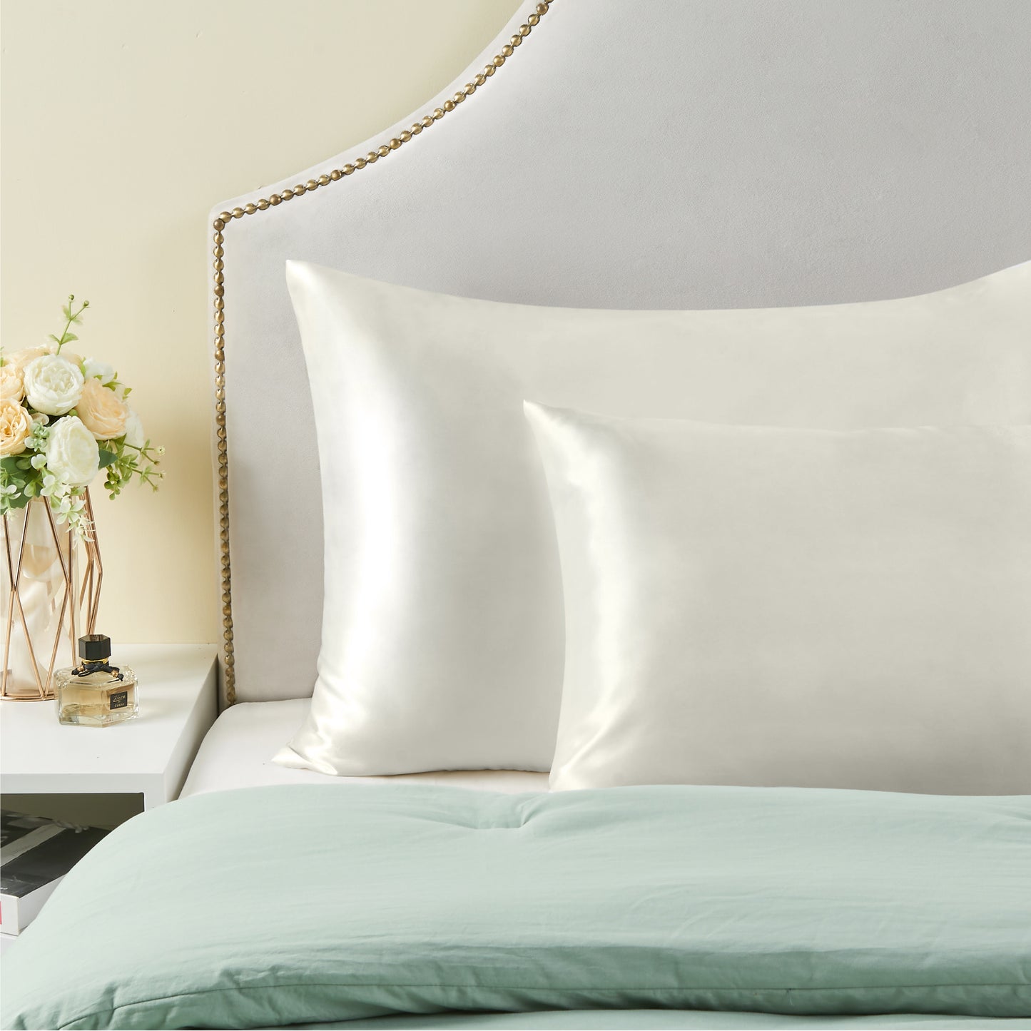 Satin Silk Pillowcase for Hair and Skin, Pillow Cases Set of 4 Pack Super Soft Pillow Case with Envelope Closure
