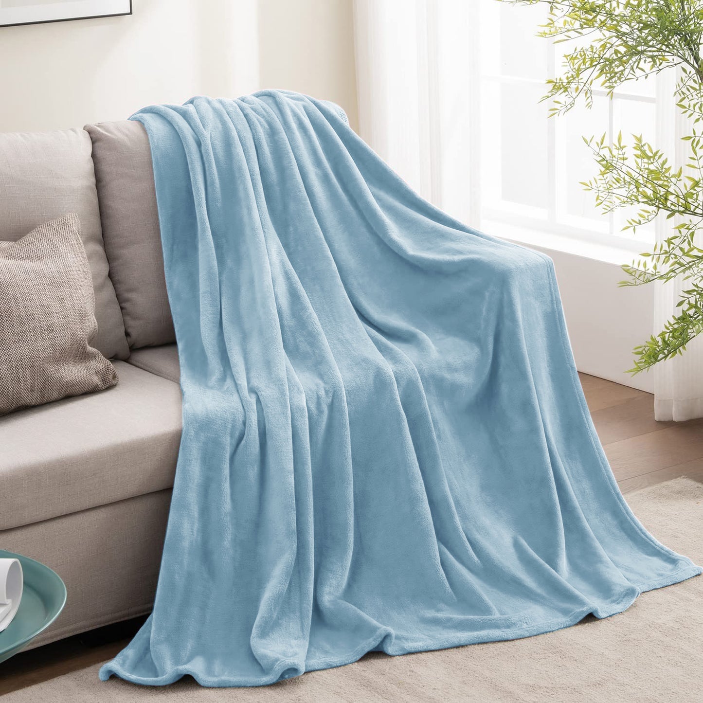 Fleece Blanket Throw Blanket for Couch & Bed, Plush Cozy Fuzzy Blanket, Super Soft & Warm Blankets for Fall and Winter