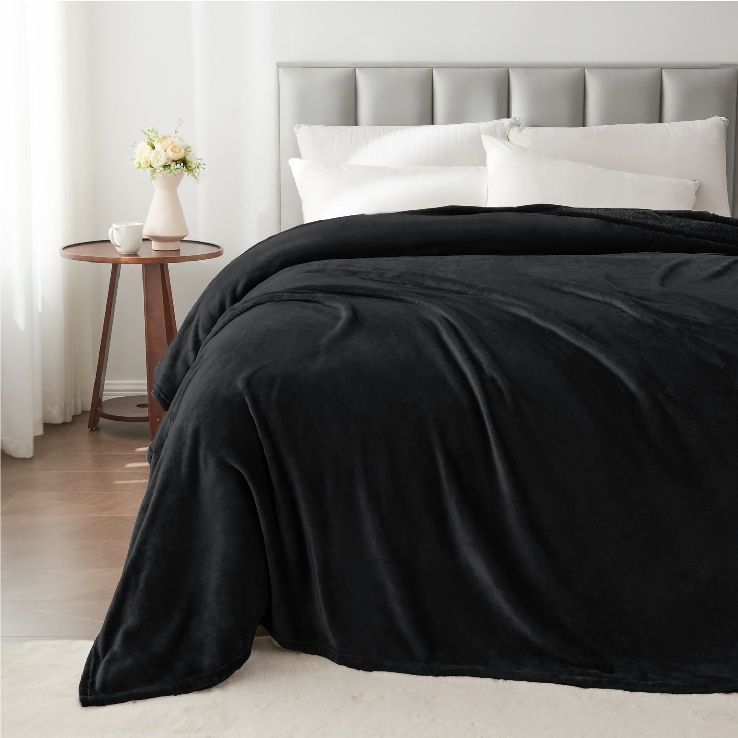 Fleece Blankets Queen Size Throw Blankets for Bed & Couch, Plush Cozy Fuzzy Blanket, Super Soft & Warm Blankets for Fall and Winter