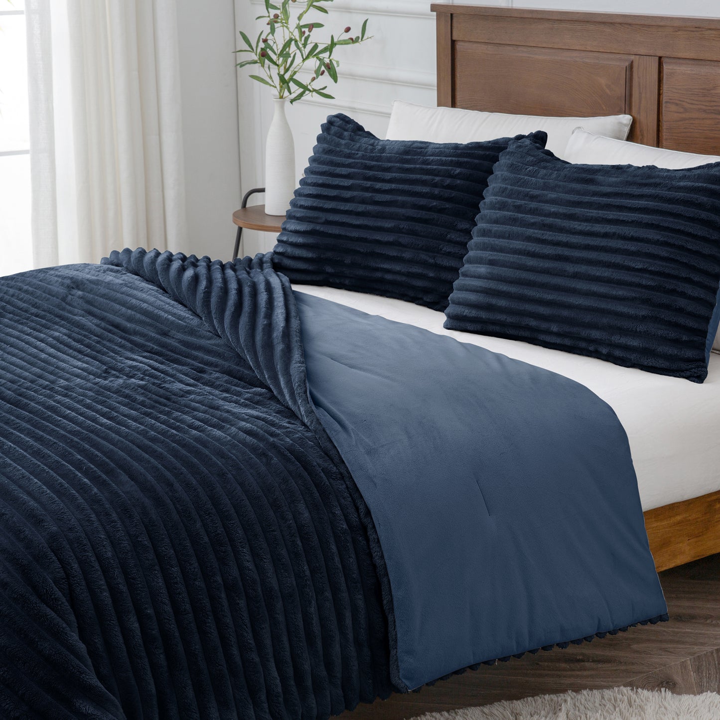 Fleece Comforter Set -Super Soft & Warm Fluffy Bedding, Luxury Fuzzy Heavy Bed Set for Winter