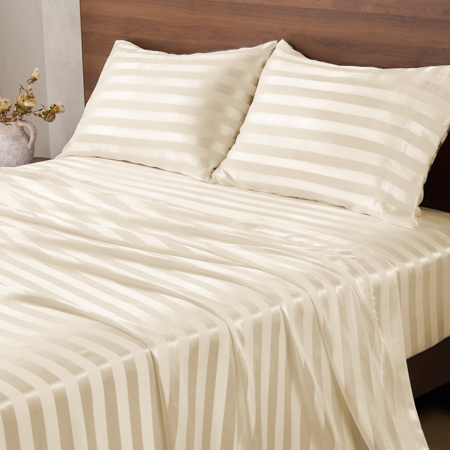 BEDELITE Satin Sheets, Luxury Jacquard Striped Bedsheets Set with Elastic Corner Straps, Similar to Silk Sheets Set with 1 Deep Pocket Fitted Sheet, 1 Flat Sheet, & Pillowcases