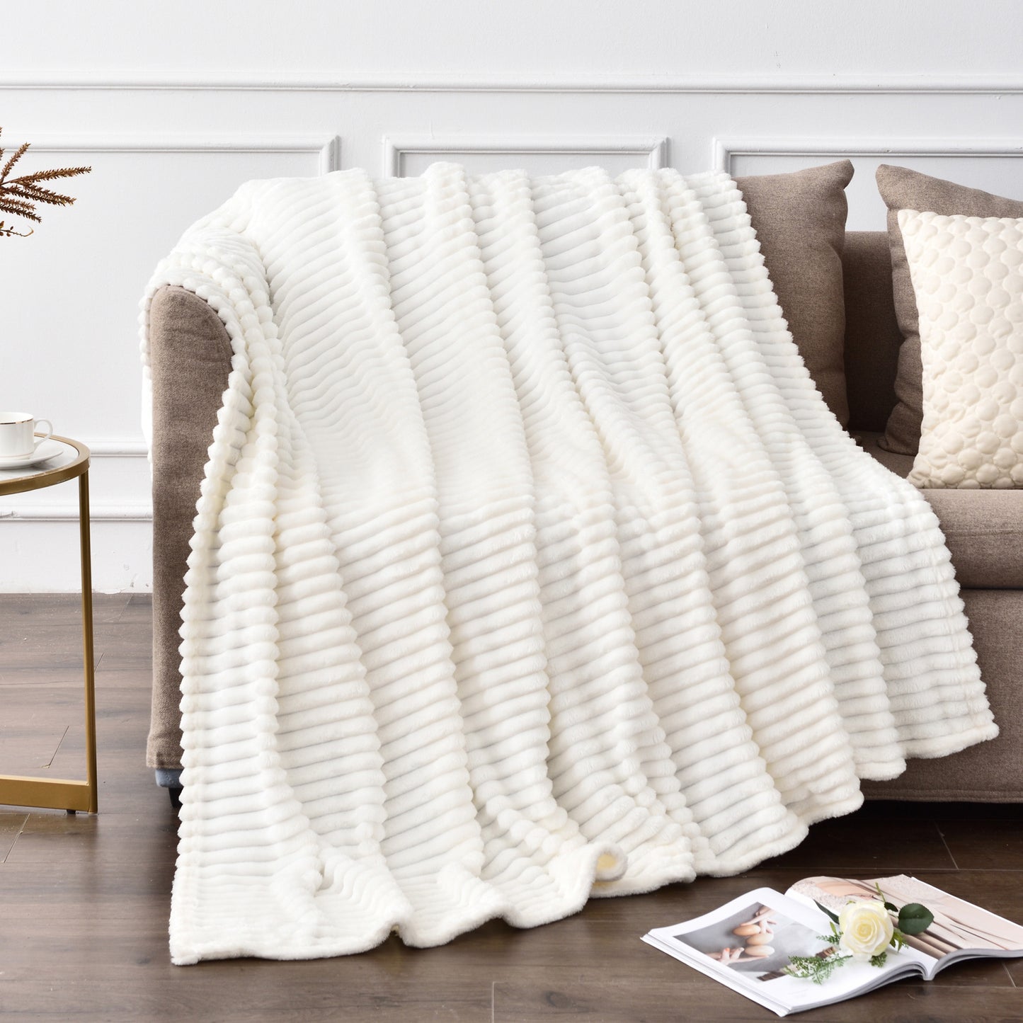 Fleece Blanket - 3D Ribbed Jacquard Decorative Throw Blanket for Couch & Bed, Lightweight Warm Cozy Soft Fuzzy Blankets All Seasons Suitable