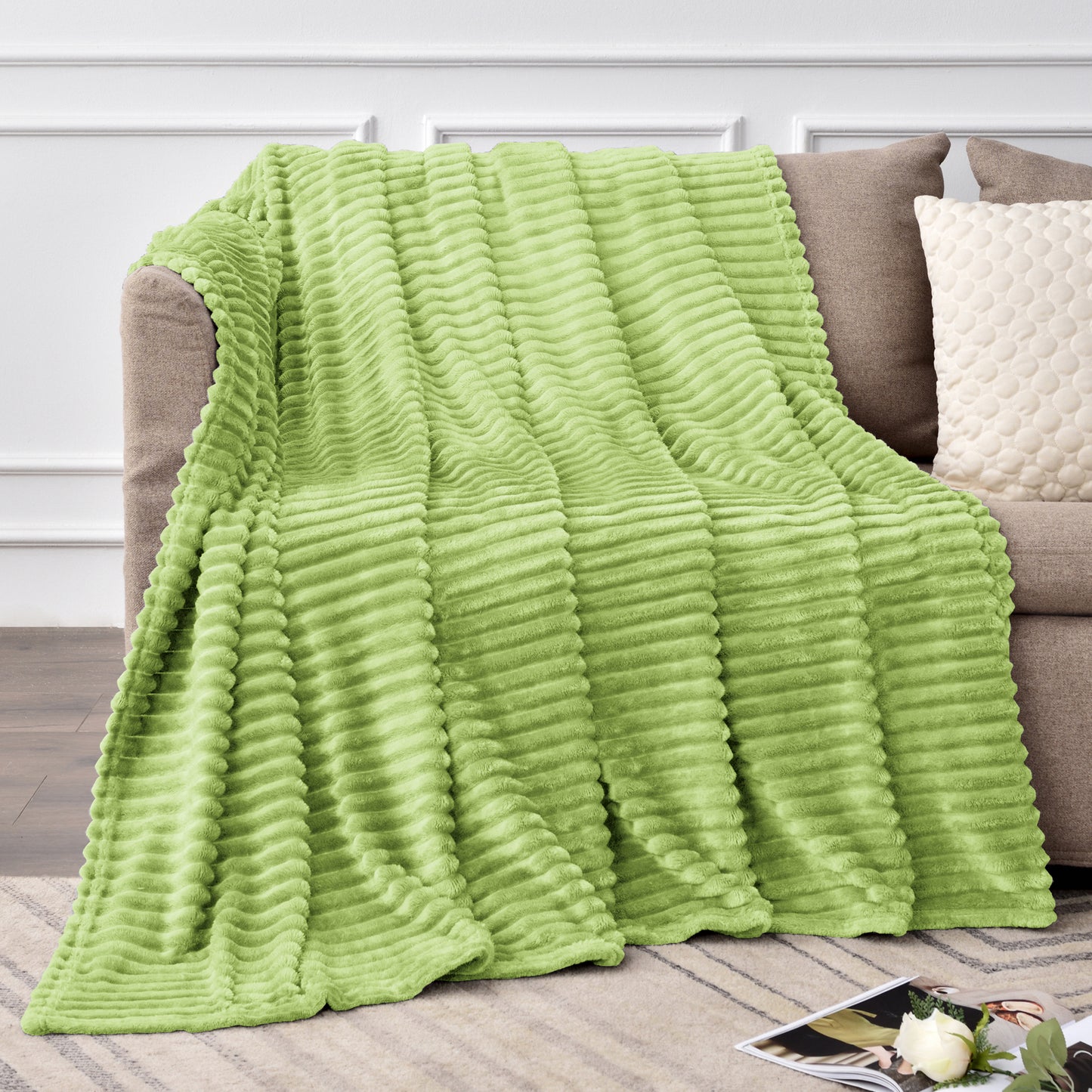 Fleece Blanket - 3D Ribbed Jacquard Decorative Throw Blanket for Couch & Bed, Lightweight Warm Cozy Soft Fuzzy Blankets All Seasons Suitable