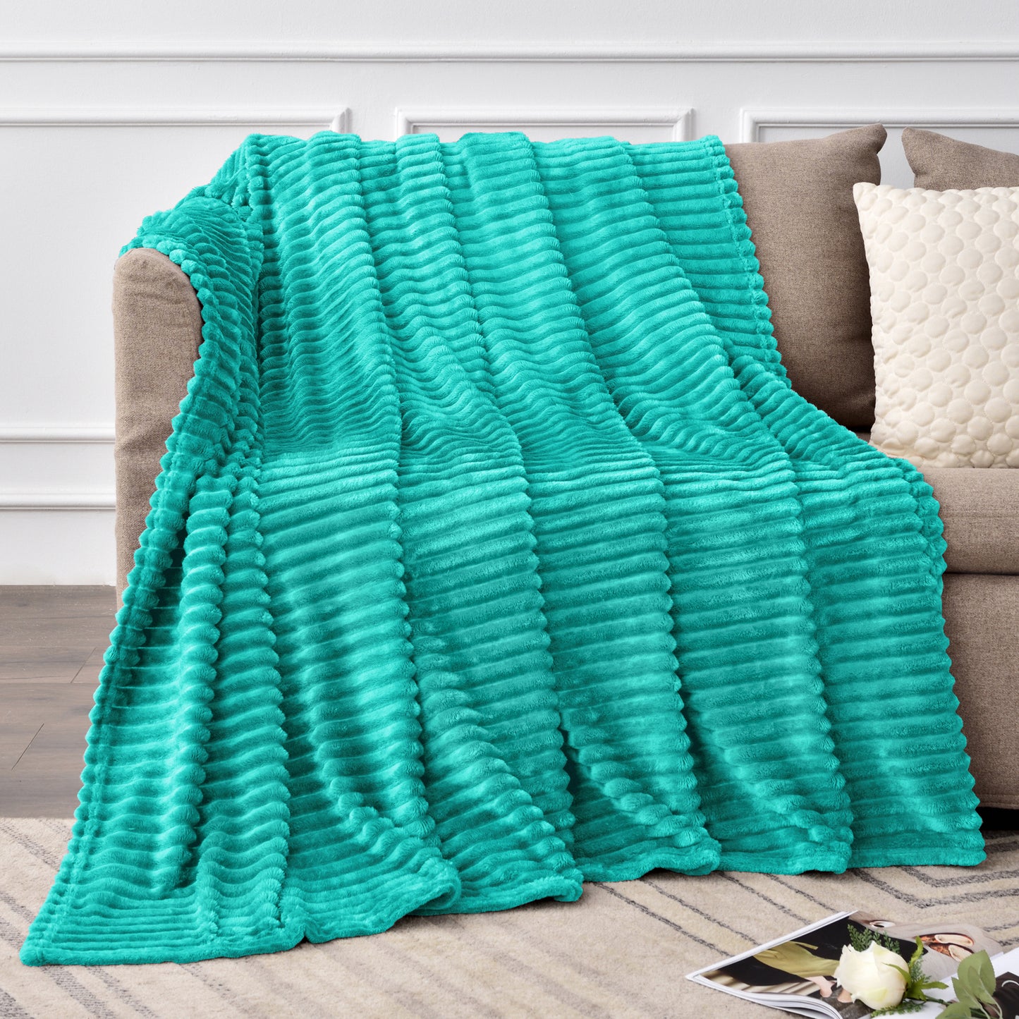Fleece Blanket - 3D Ribbed Jacquard Decorative Throw Blanket for Couch & Bed, Lightweight Warm Cozy Soft Fuzzy Blankets All Seasons Suitable