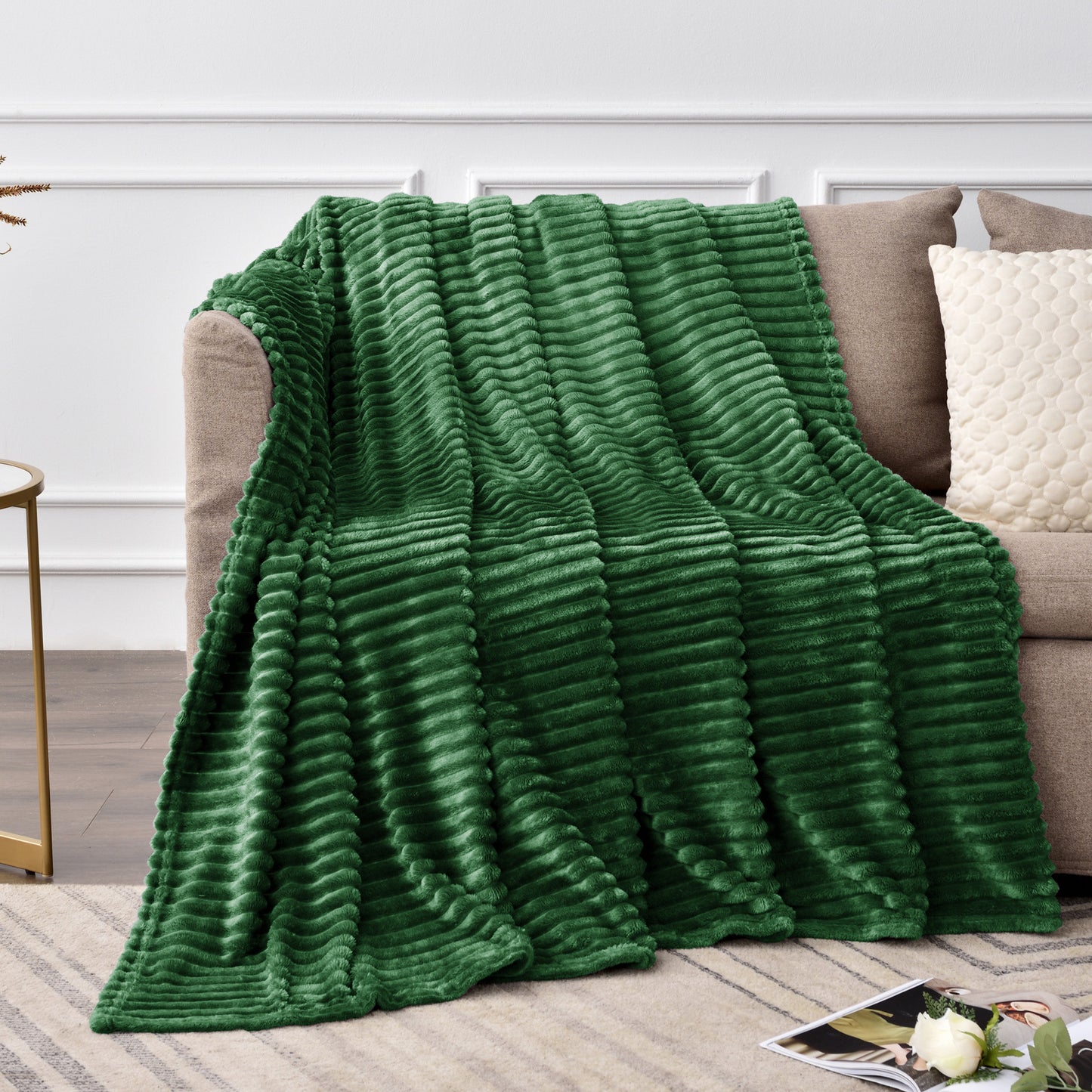 Fleece Blanket - 3D Ribbed Jacquard Decorative Throw Blanket for Couch & Bed, Lightweight Warm Cozy Soft Fuzzy Blankets All Seasons Suitable