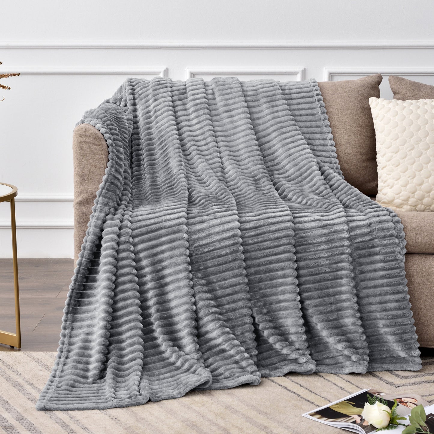 Fleece Blanket - 3D Ribbed Jacquard Decorative Throw Blanket for Couch & Bed, Lightweight Warm Cozy Soft Fuzzy Blankets All Seasons Suitable