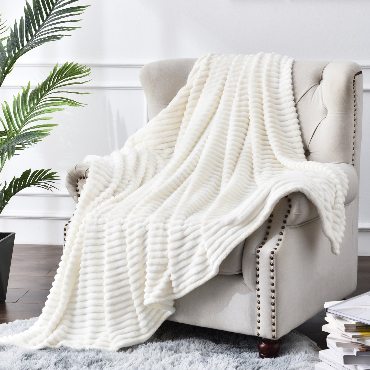 Fleece Blanket - 3D Ribbed Jacquard Decorative Throw Blanket for Couch & Bed, Lightweight Warm Cozy Soft Fuzzy Blankets All Seasons Suitable