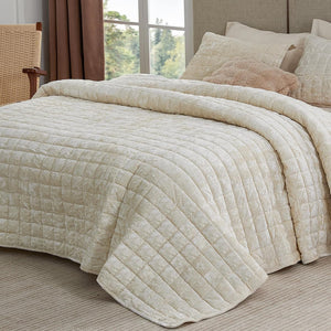 Luxury Crushed Velvet Comforter