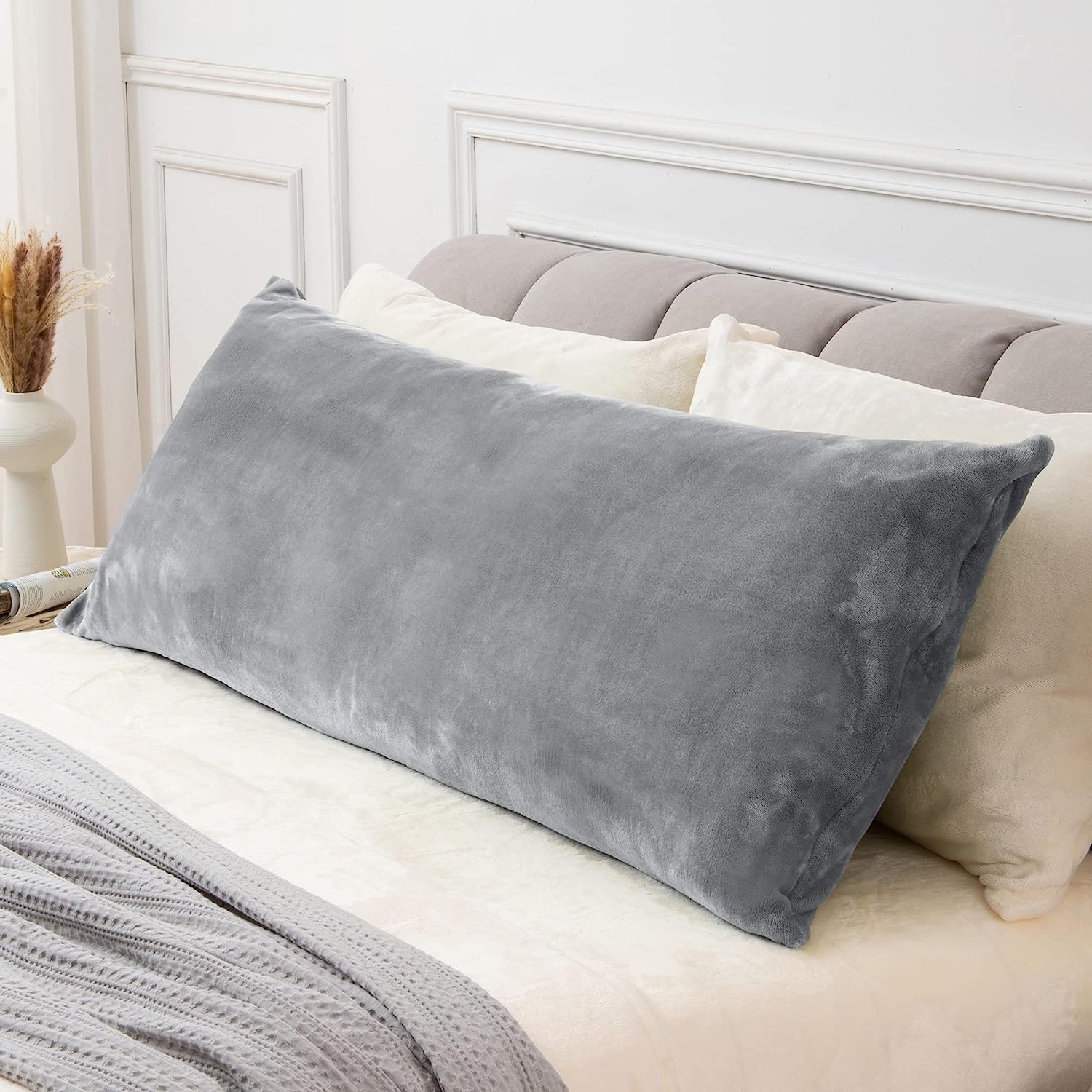 BEDELITE Body Pillow Cover with Zipper Closure, Super Soft and Cozy Fuzzy Fleece Body Pillow Case Cover 20 x 54 Inches, Luxury Fluffy Plush Long Body Pillow Pillowcase for Fall and Winter