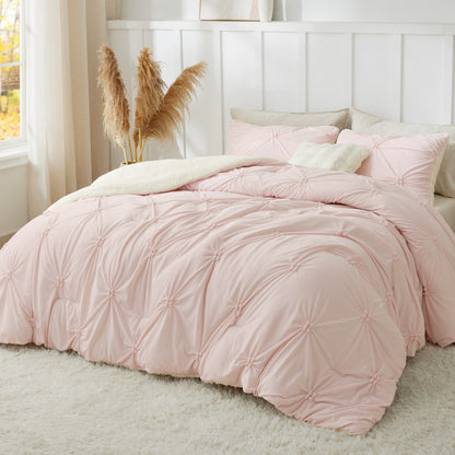 BEDELITE Pintuck Fluffy Comforter Set - Super Soft Sherpa Comforter , Luxury Warm Bedding Set for Winter, Fuzzy Bed Set