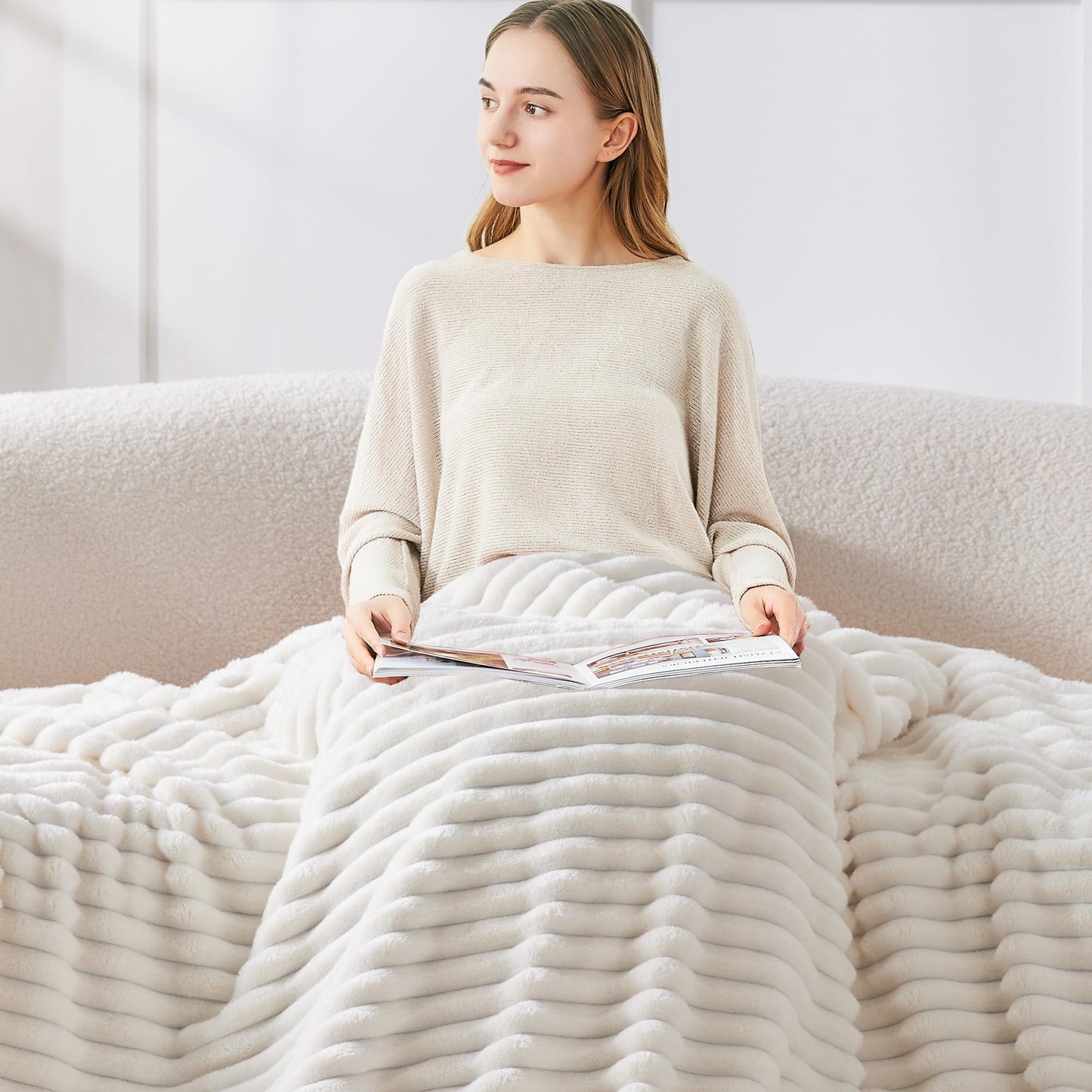 BEDELITE Fleece Throw Blanket for Couch - 300GSM Soft & Warm Fluffy Cream White Blanket, Decorative and Giftable Striped Blankets for Women, Men, 50"x60"
