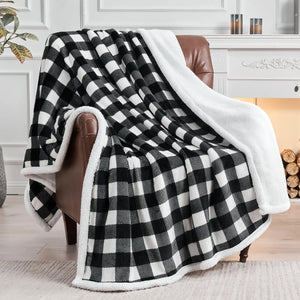 Buffalo Plaid Christmas Black Blanket