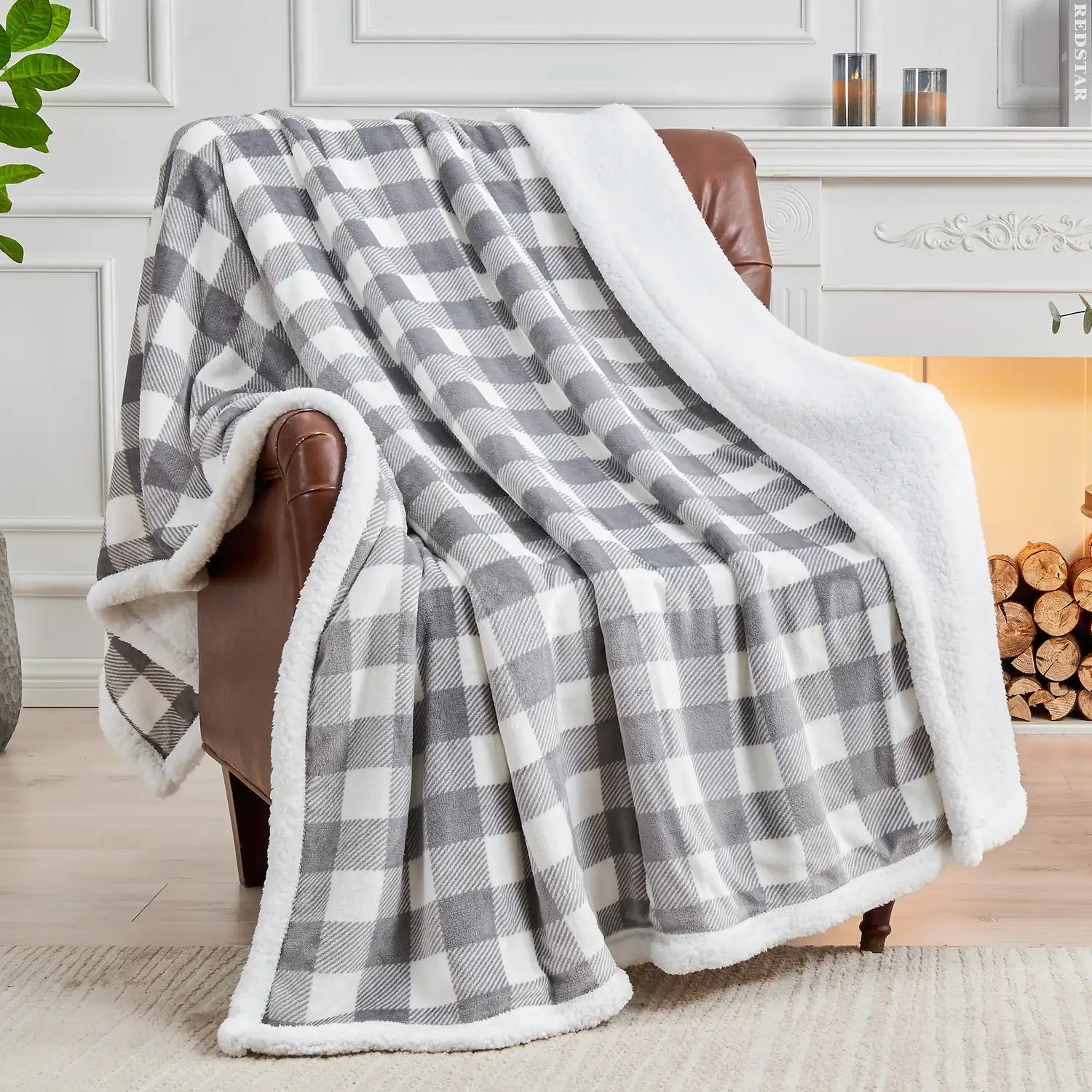 Buffalo Plaid Christmas Grey Blanket