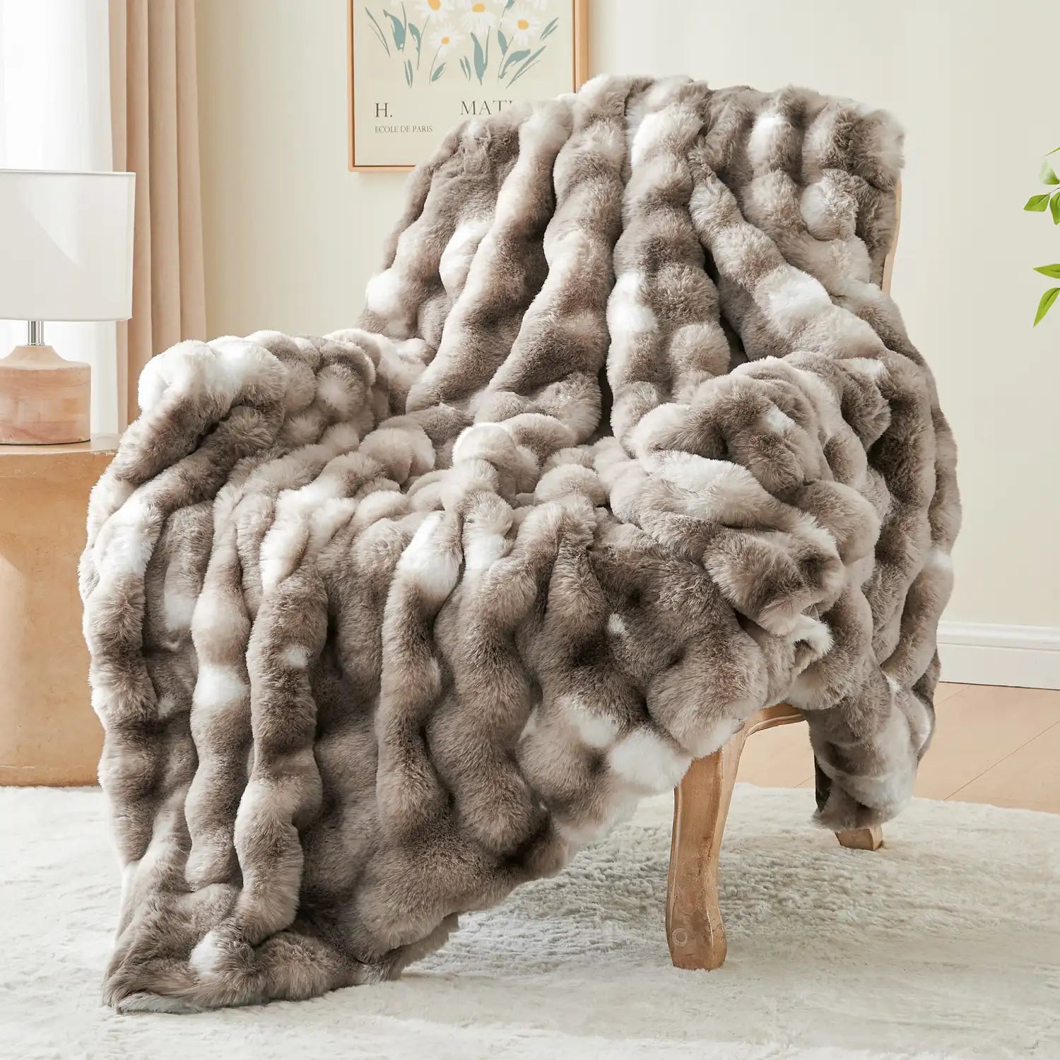 Decorative Tie-Dye Plush Bubble Blanket Taupe