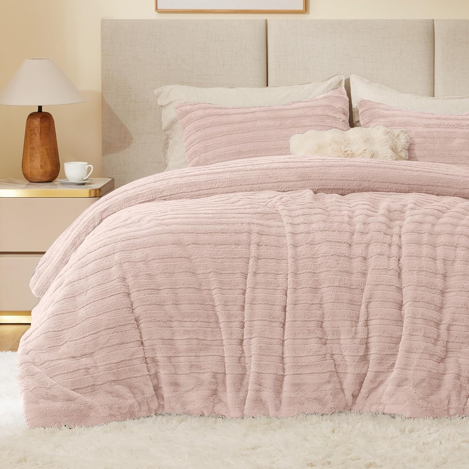 Fluffy Pink Faux Fur Bedding