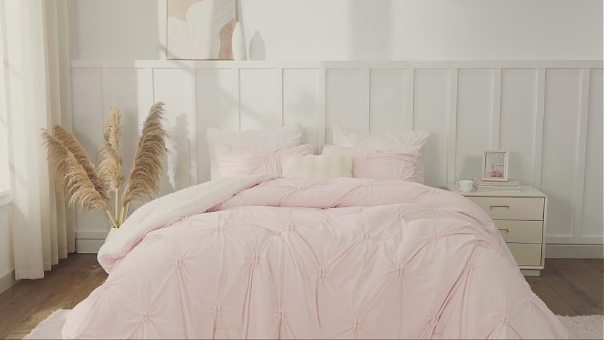 BEDELITE Pintuck Fluffy Comforter Set