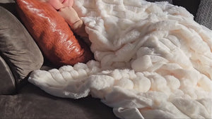 BEDELITE Reversible Faux Fur Throw Blanket